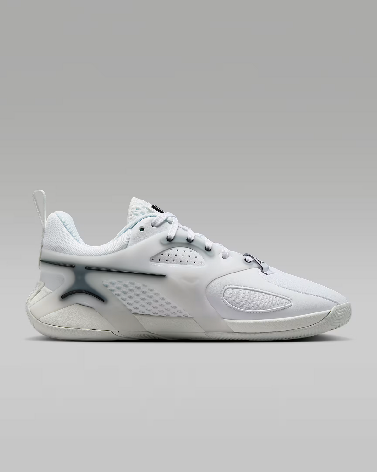 FZ2473-110 Nike Jordan Heir Series White Black (Women's)