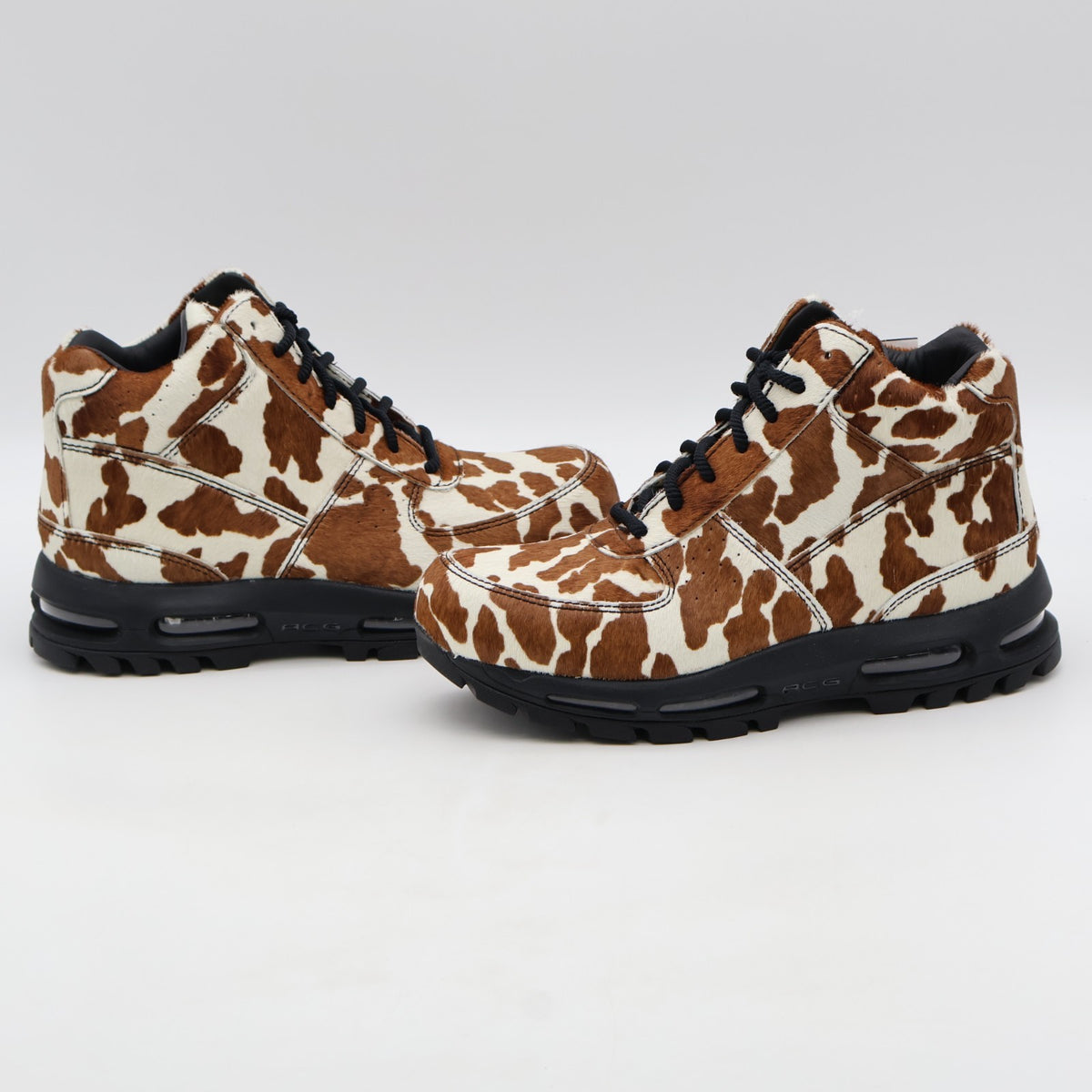 IO4635-100 Nike Air Max Goadome QS Pony Hair Sail Cacao Wow (Men's)