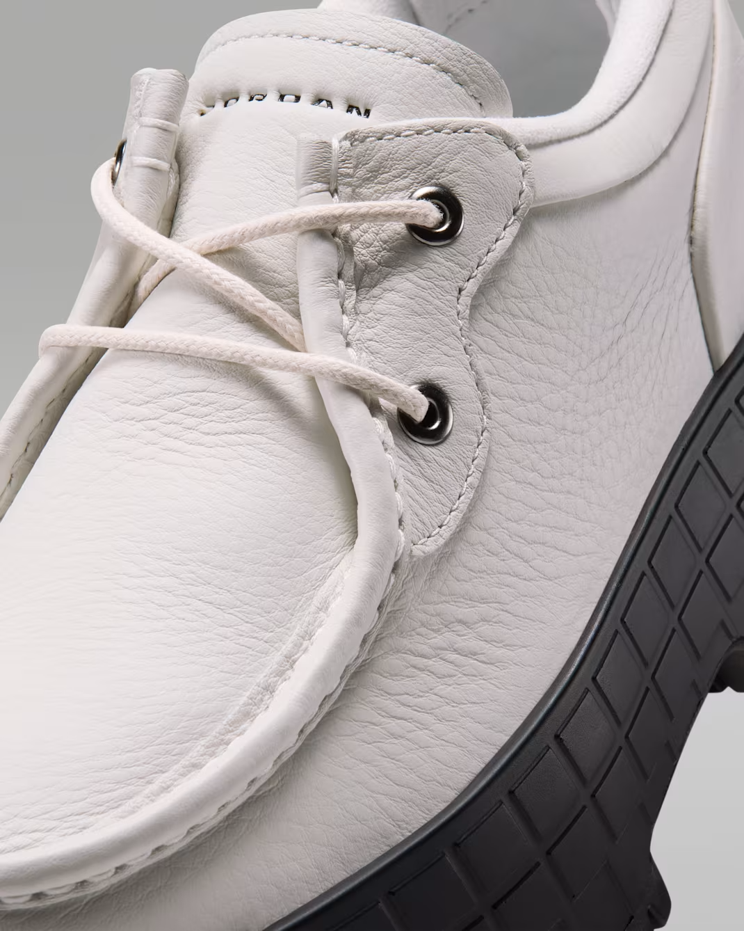 IQ4927-100 Nike Air Jordan 1 Brooklyn Low "Swan/Metallic Silver" (Women's)