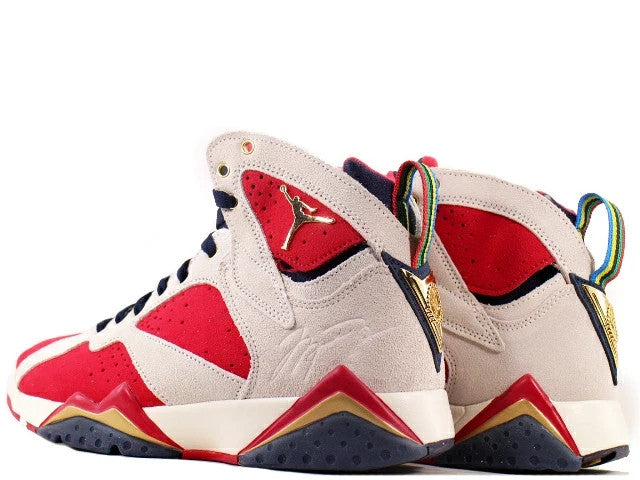 DM1195-474 Trophy Room Ã Nike Air Jordan 7 "True Red and Obsidian" (Men's)