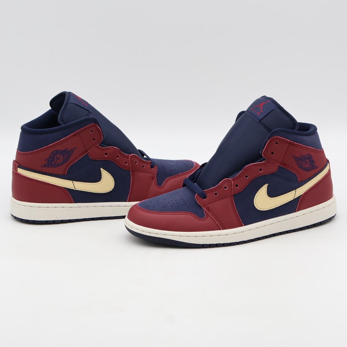 IO7449-600 Nike Air Jordan 1 Mid Team Red (Men's)