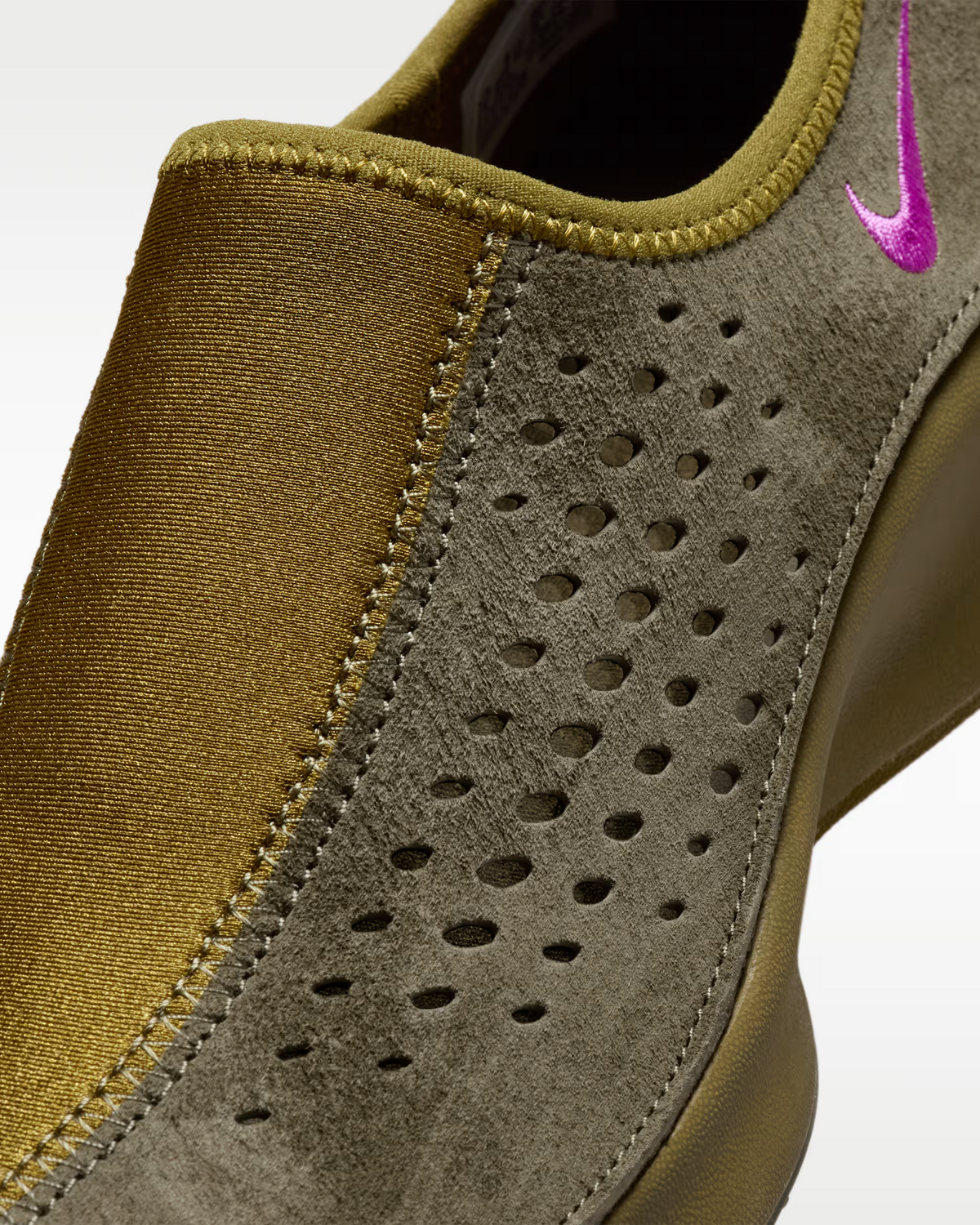 HV8628-200 Nike Air Superfly Moc "Medium Olive (Women's)