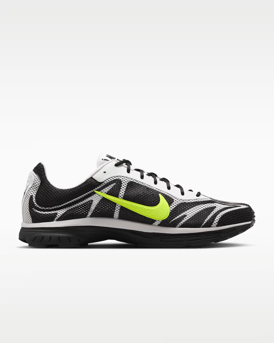 IQ8012-001 Nike Zoom Streakfly 3 "Black/Summit White" (Men's)