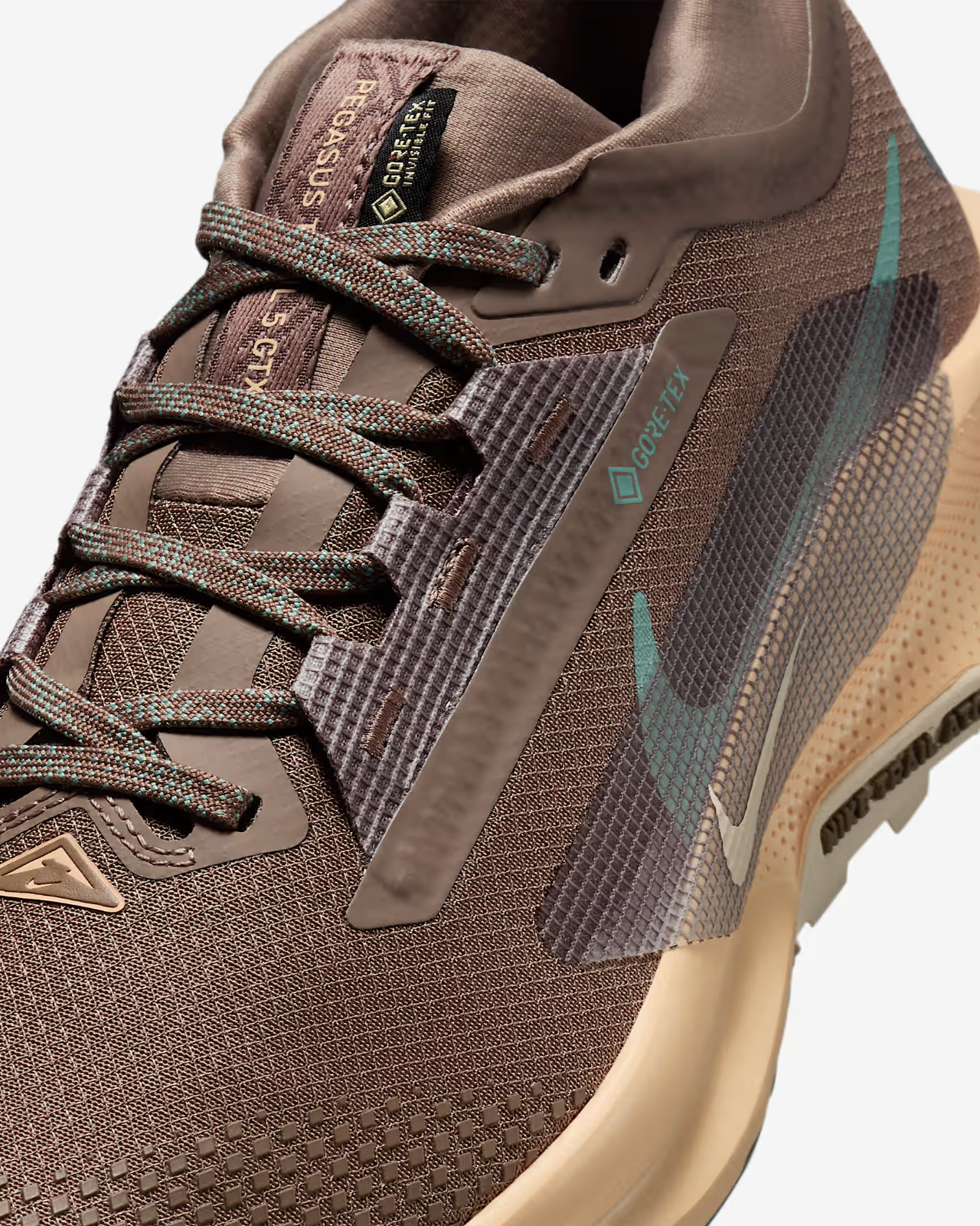 FQ0912-200 Nike Pegasus Trail 5 GORE-TEX Mink Brown Orange Chalk Pearl (Women's)