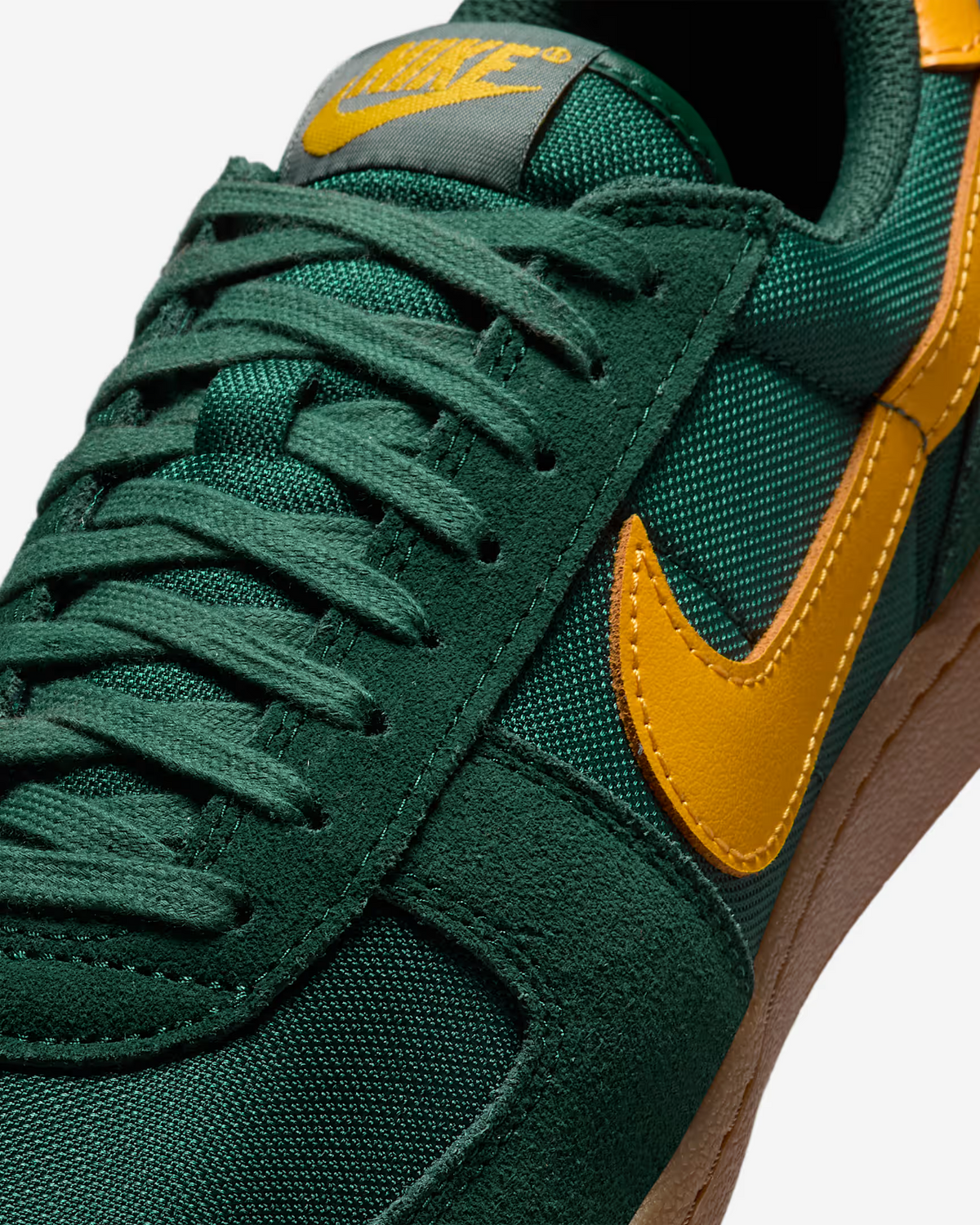 HF3165-300 Nike Field General Oregon (Men's)