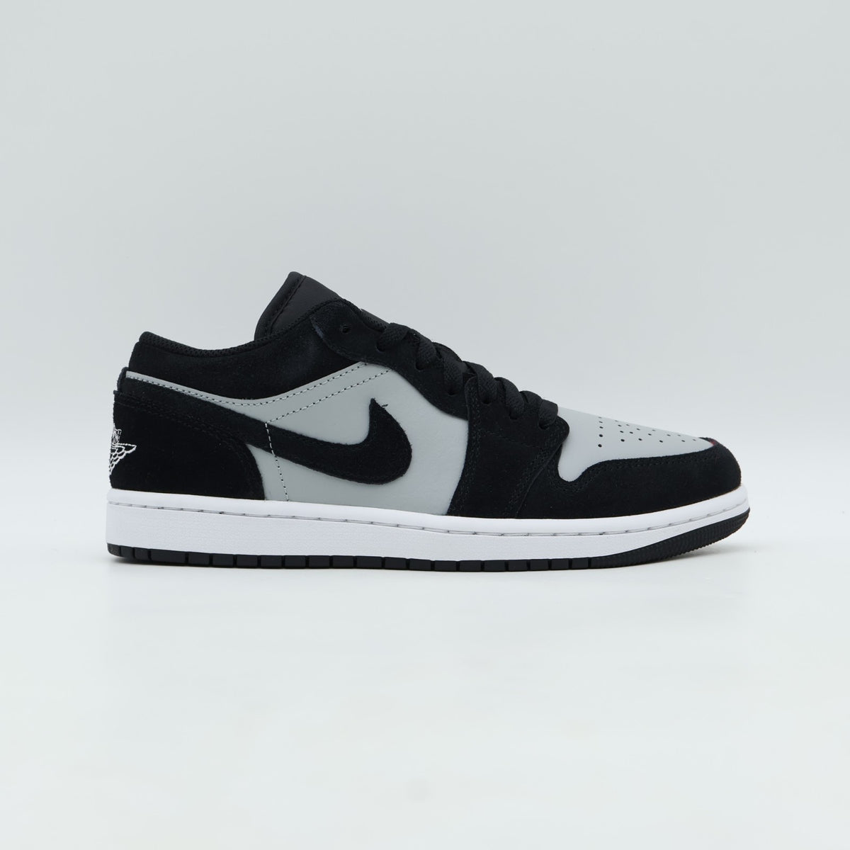 553558-048 Nike Air Jordan 1 Low "Black/Light Smoke Grey/White" (Men's)