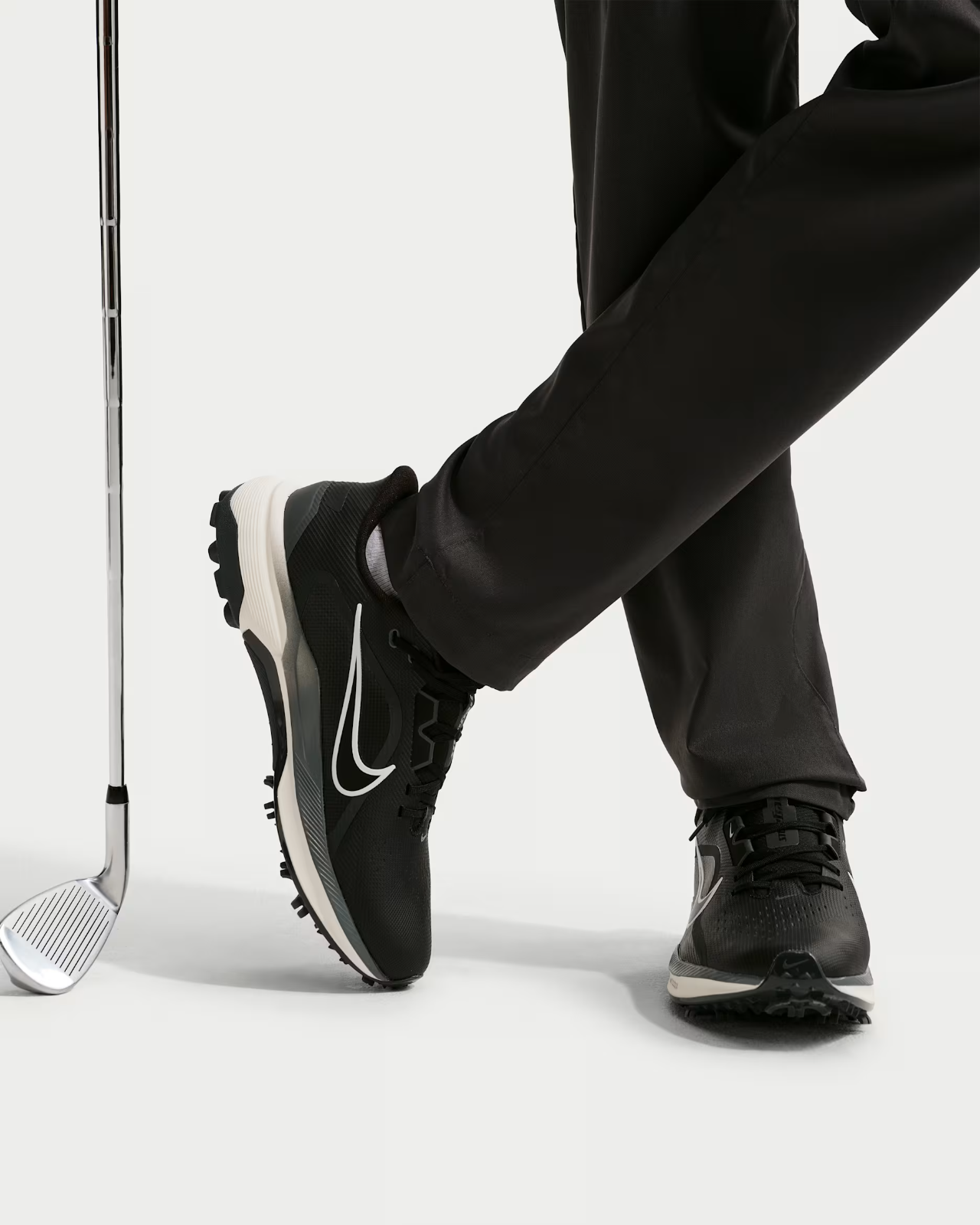 HV4700-001 Nike Pegasus 1 Golf "Black" (Men's)