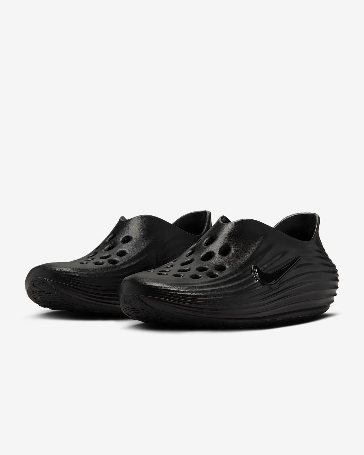 HV5062-001 Nike ReactX Rejuven8 Triple Black (Women's)