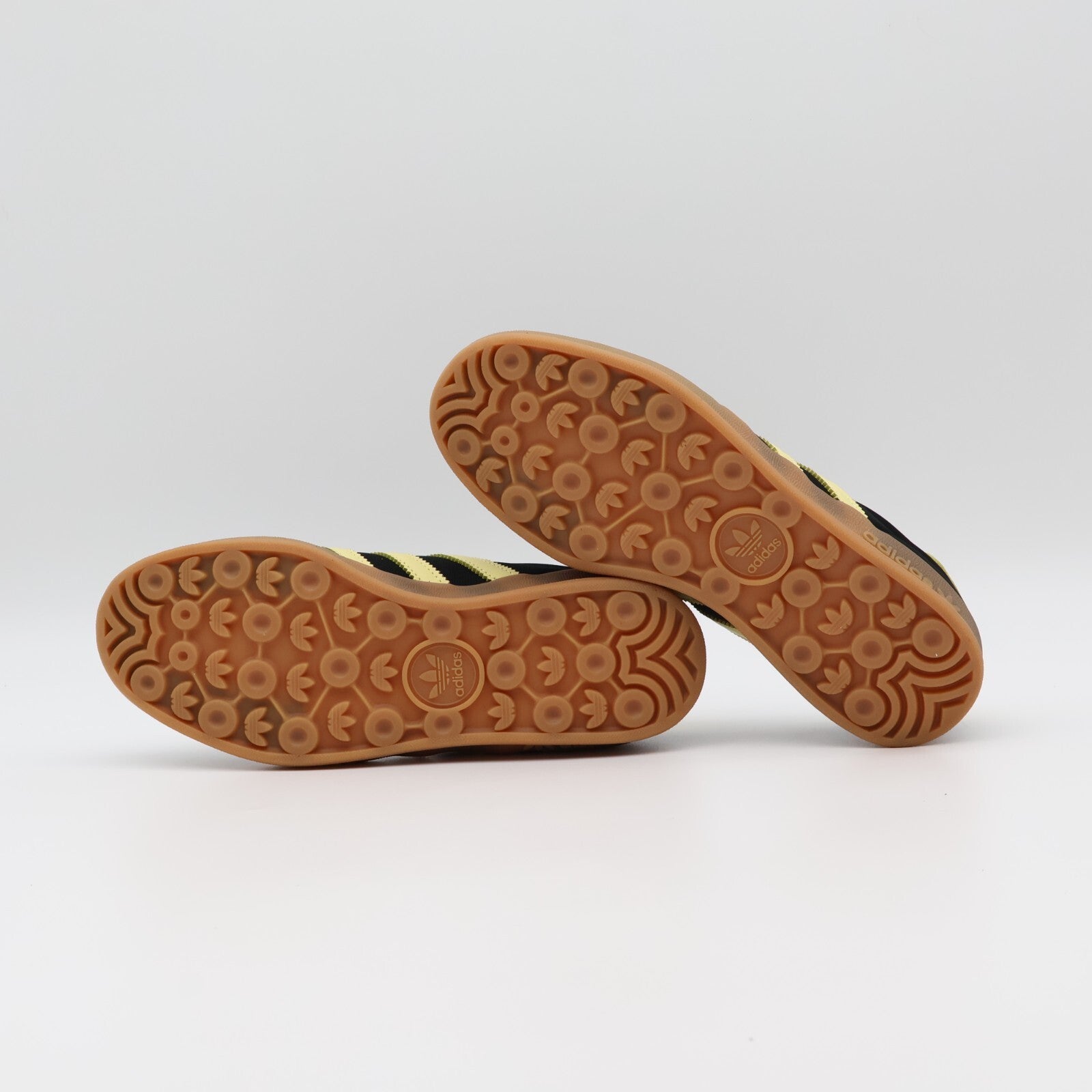 IG4999 adidas Originals Gazelle Indoor Core Black Almost Yellow Gum (Men's)