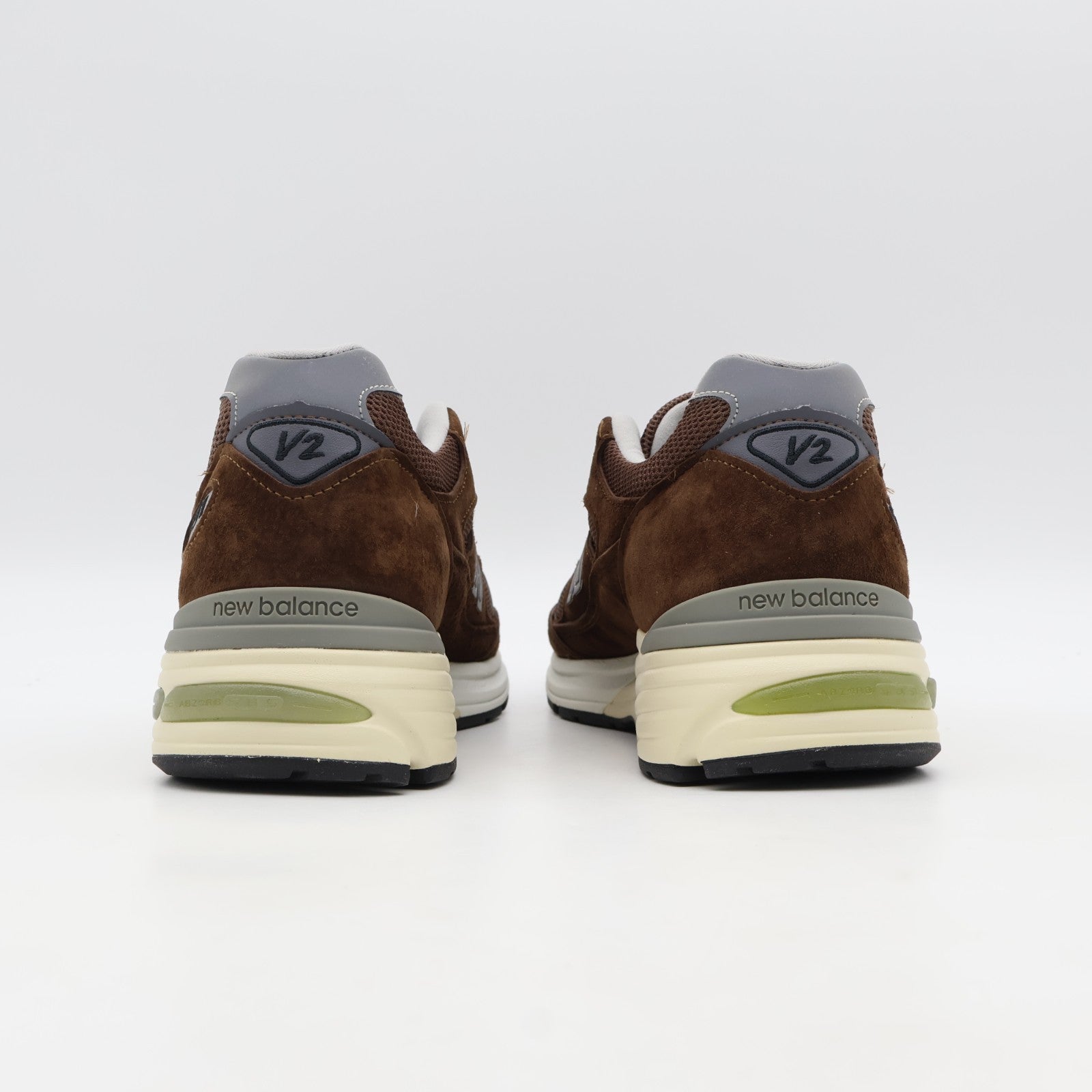 U991BR2 New Balance 991V2 Pinecone (Men's)