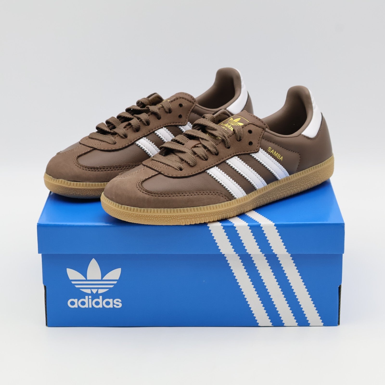 IE6522 adidas Originals Samba OG Earth Strata Footwear White Gold (Women's)
