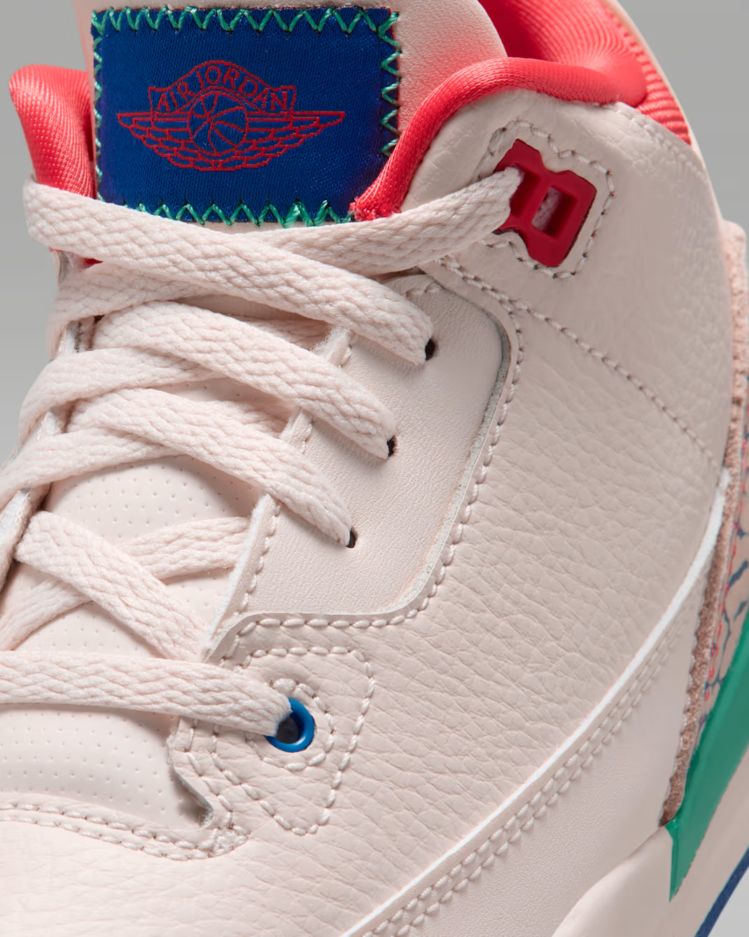 IO2074-100 Nike Jordan 3 Retro "Chalk/Track Red" (PS)