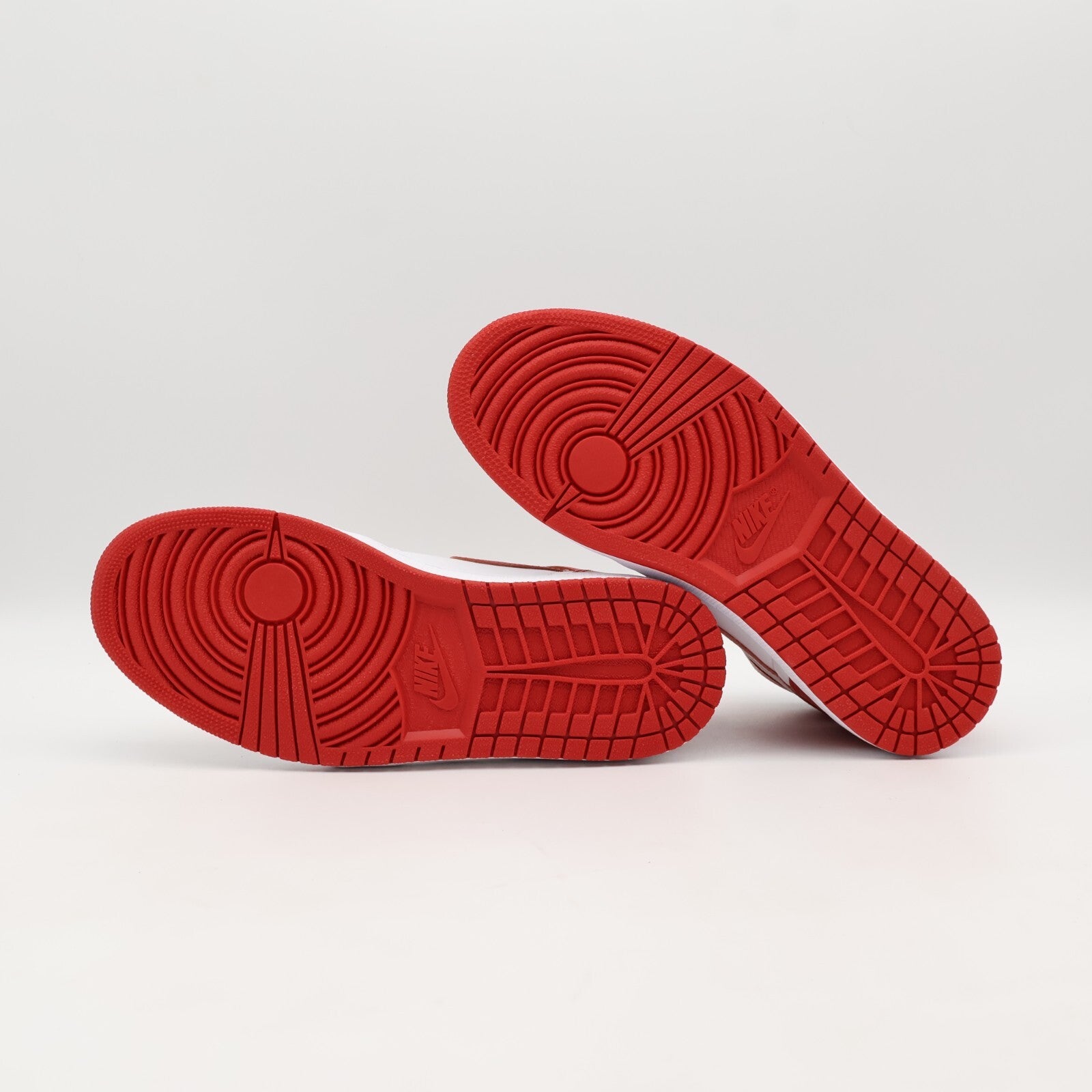 555088-161 Nike Air Jordan 1 Retro High OG Heritage University Red White (Men's)