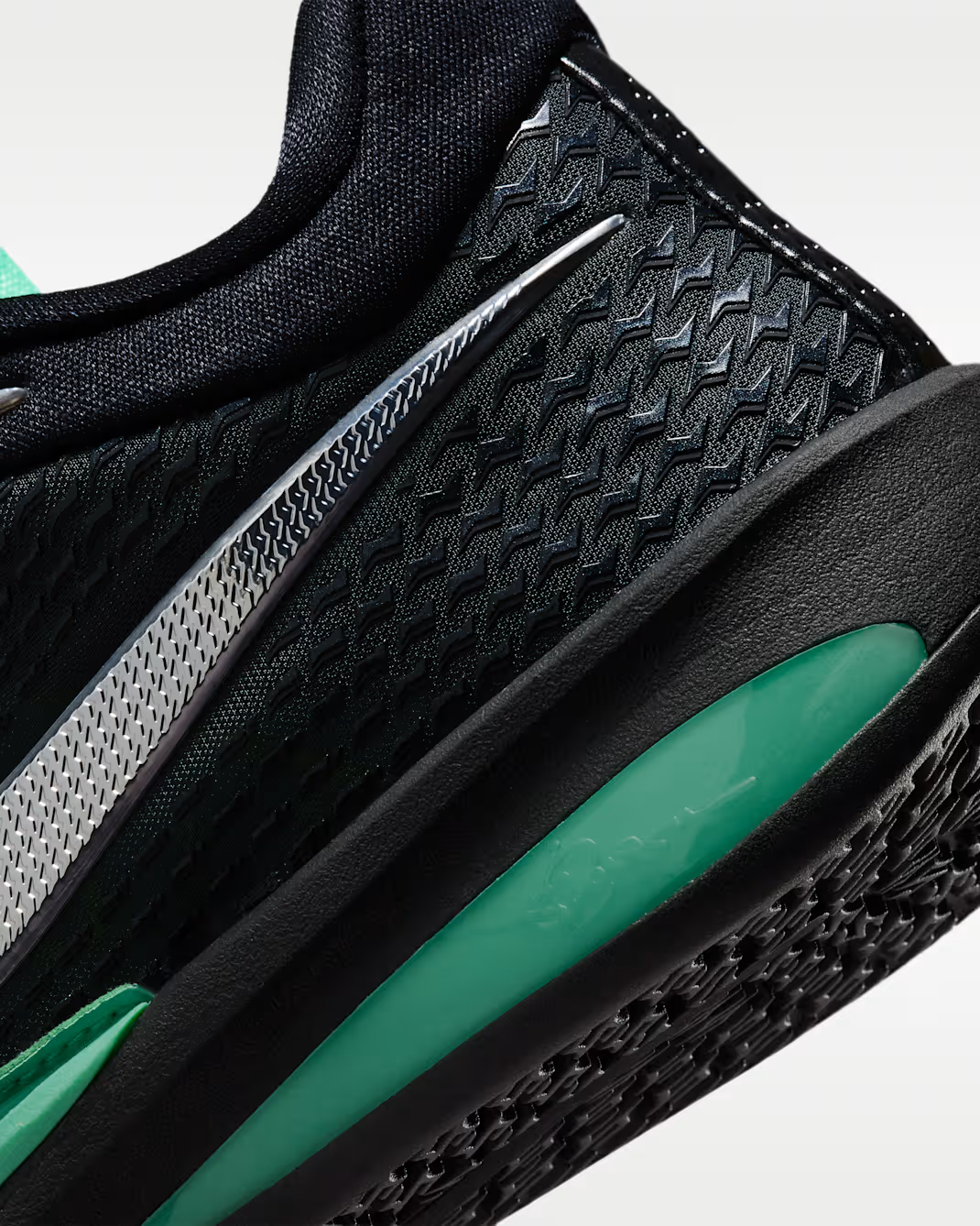 II0402-300 Nike Sabrina 4 "Green Glow" (II0402-300/II0403-300) (Women's)