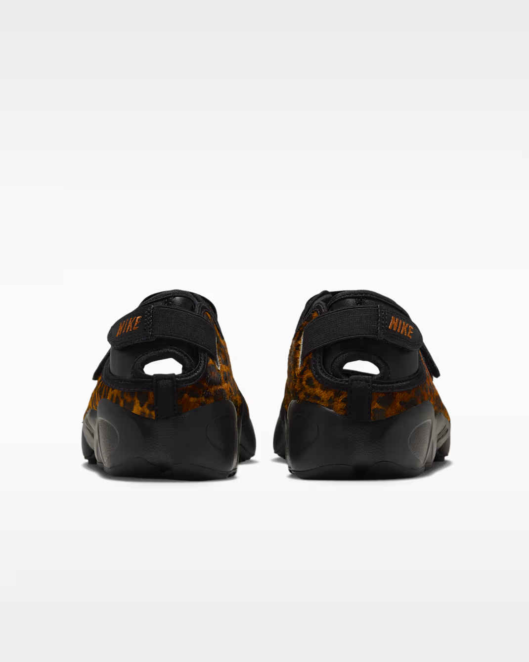 IO4884-002 Nike Air Rift "Black/Desert Ochre" (Women's)