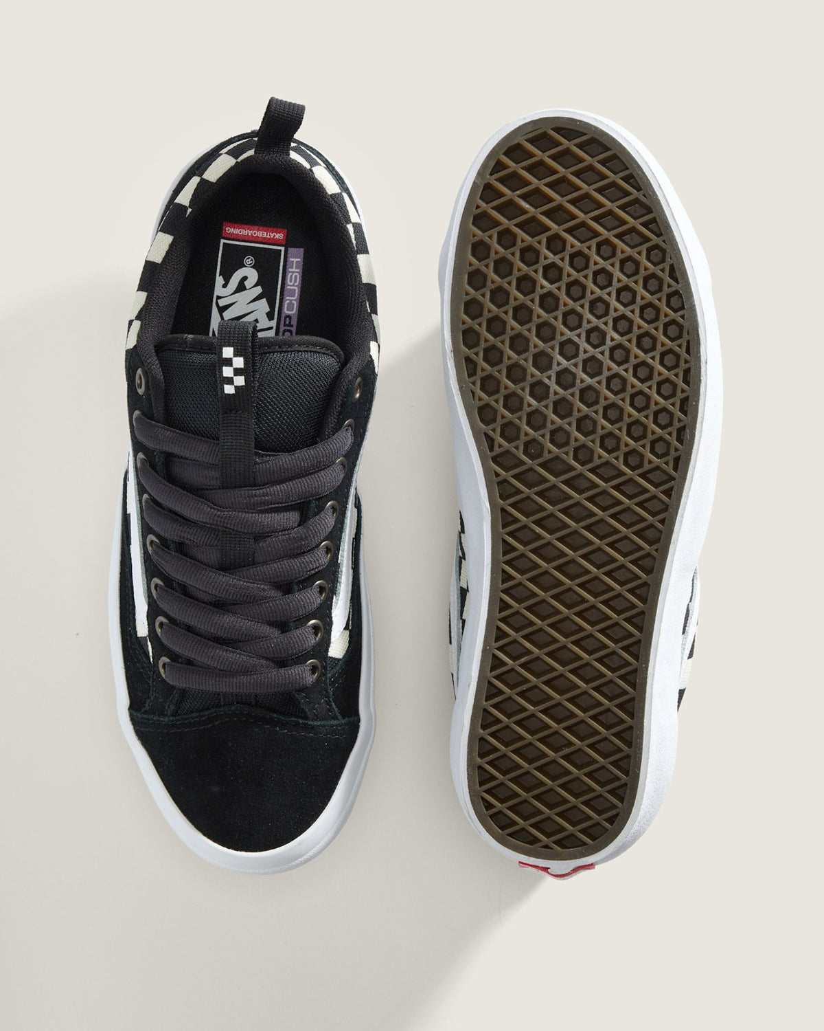VN000D5RY28 Vans Skate Old Skool 36+ Black White (Men's)