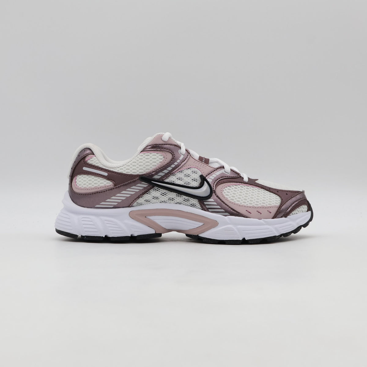 HQ7901-113 Nike V5 RNR "White/Tattoo/Metallic Platinum" (Women's)
