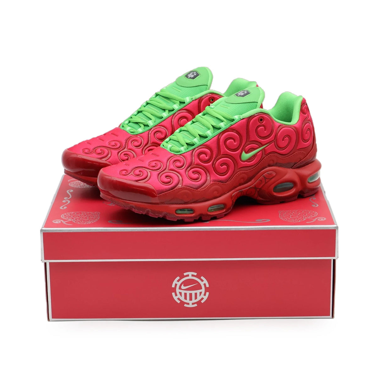 IW1282-600 One Piece Ã Nike Air Max Plus "Devil Fruits/Ope Ope" (Men's)