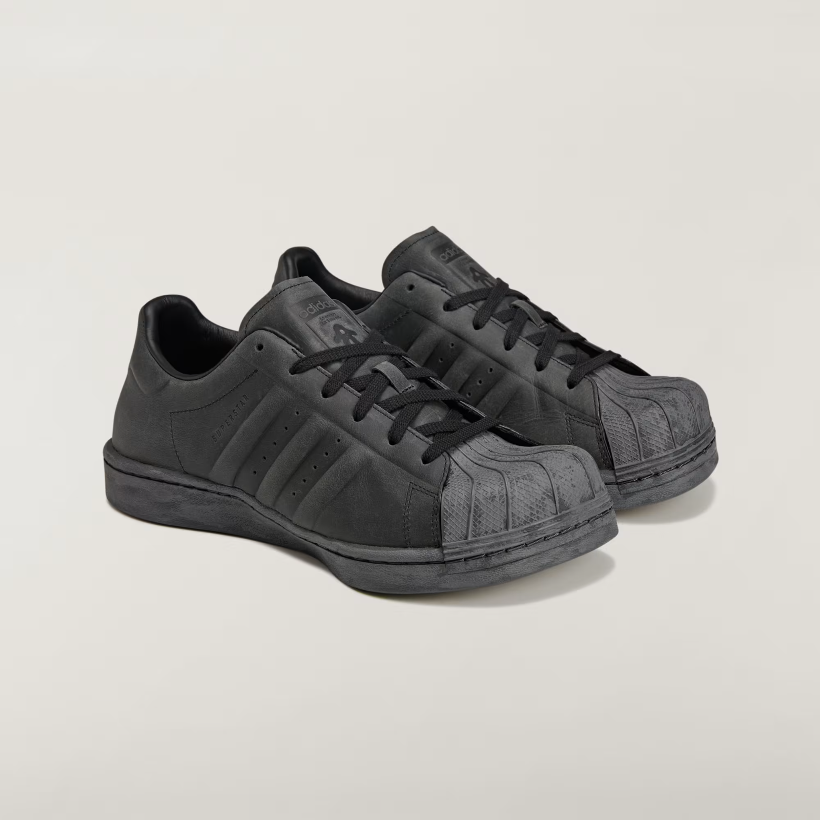JR9458 Avavav adidas Superstar Supplier Colour Carbon Grey Five (Women's)