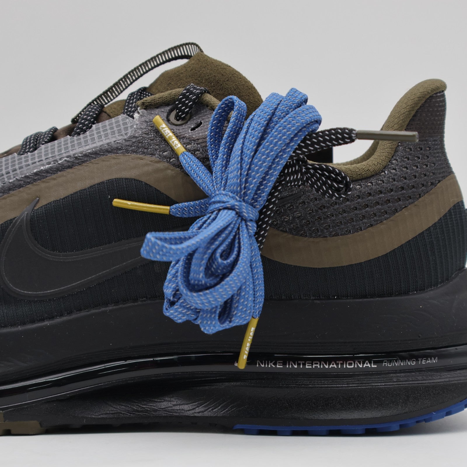 IQ3435-045 Nike Pegasus Premium Off Noir Dark Hazel (Men's)