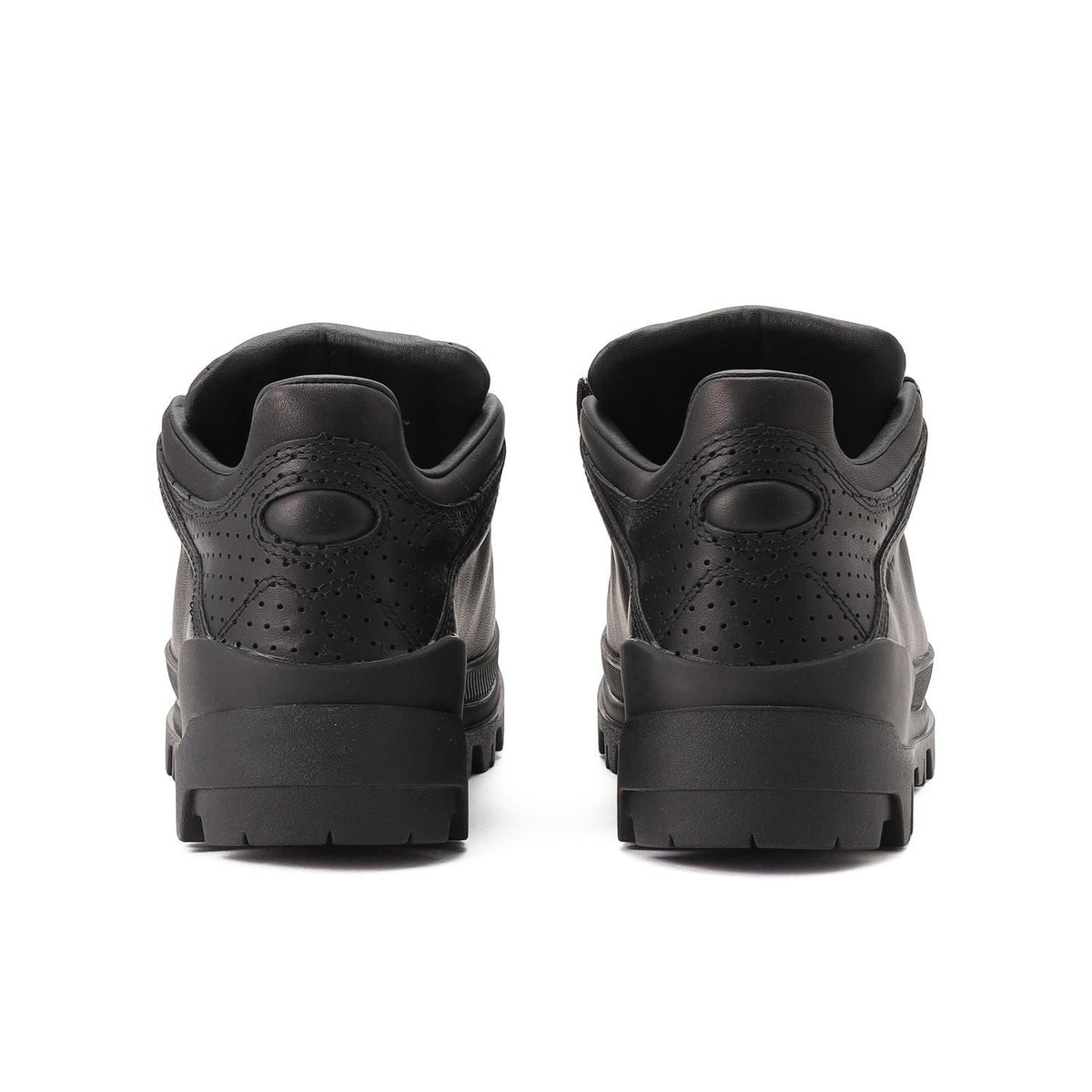 A418GW02 Timberland World Hiker GORE-TEX Hiking Boot Black (Men's)
