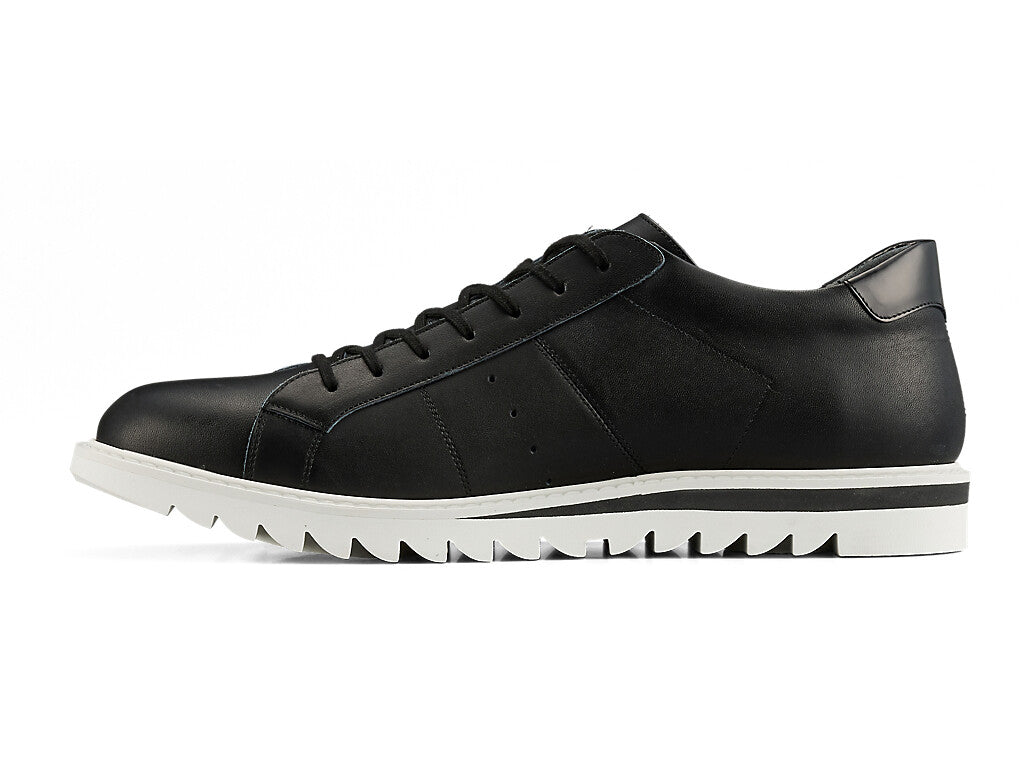 1183C411-001 Onitsuka Tiger THE ONITSUKA Court-T Black (Men's)
