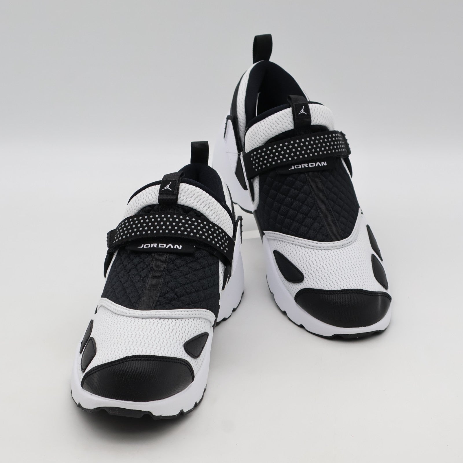 HQ2164-100 Nike Jordan Trunner LX White Reflective Silver Black (Women's)