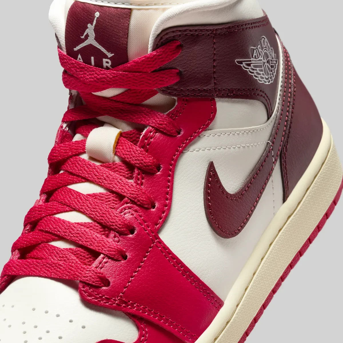 BQ6472-119 Nike Women's Air Jordan 1 Mid Mystic Hibiscus (Women's)