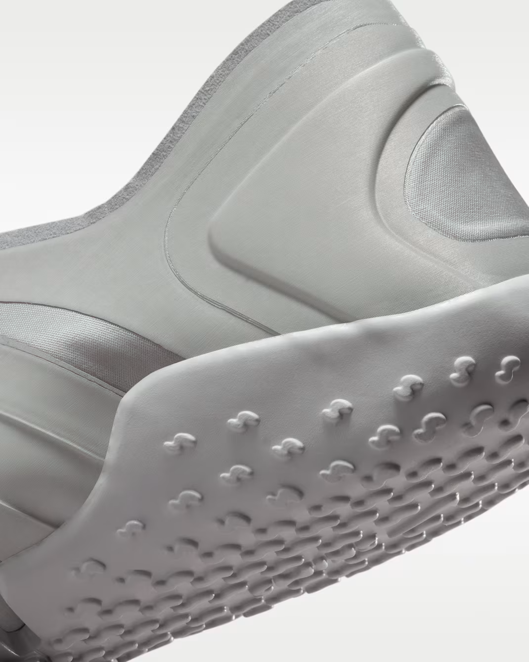 IQ7158-002 SKIMS Ã Nike Rift Satin "Night Silver" (Women's)