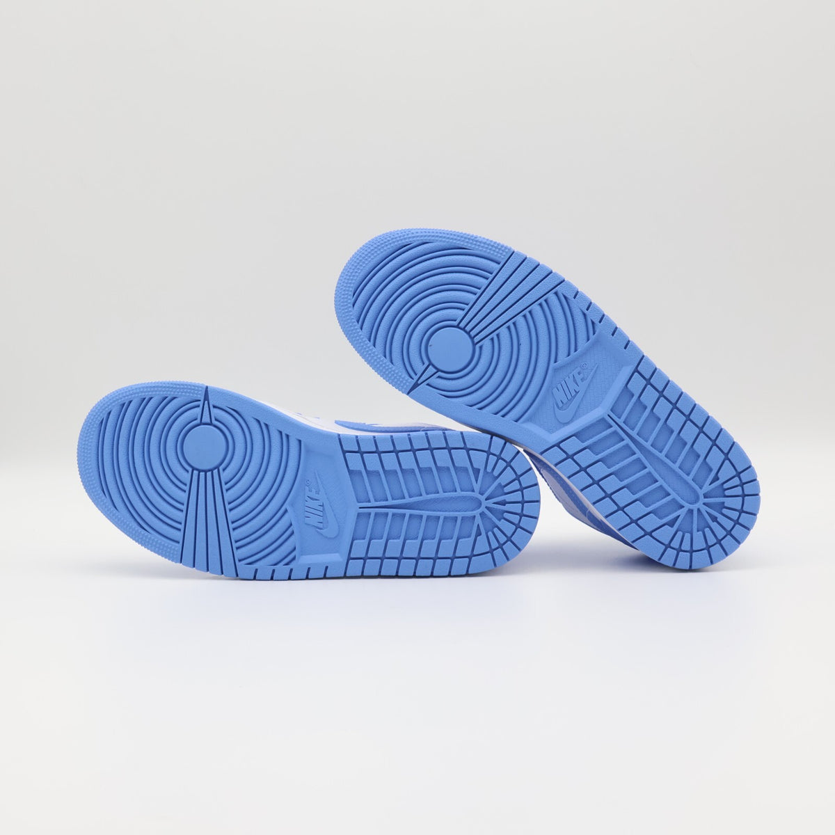 AO9944-441 Nike Air Jordan 1 Low UNC (Women's)