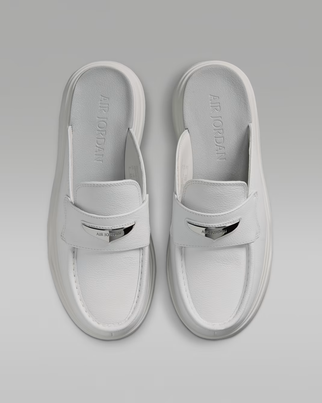 IW0766-121 Air Jordan Mule Shoes (Women's)