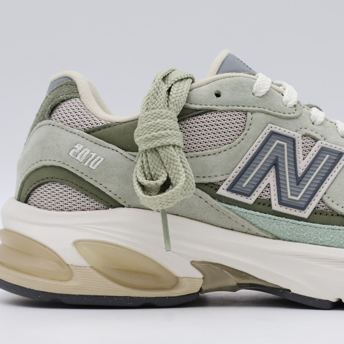 U20105K7 New Balance 2010 Wasabi (atmos Japan Exclusive) (Men's)
