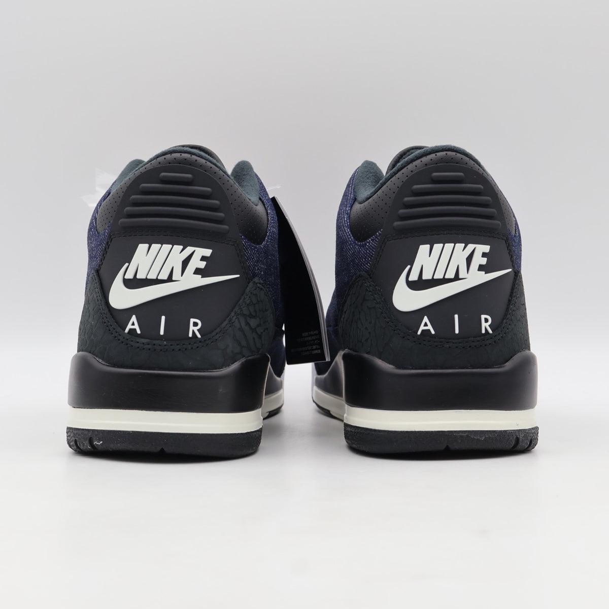 IH7959-400 Leviâs Nike Air Jordan 3 Retro SP Indigo and Gym (LEVI'S Tab) (Men's)
