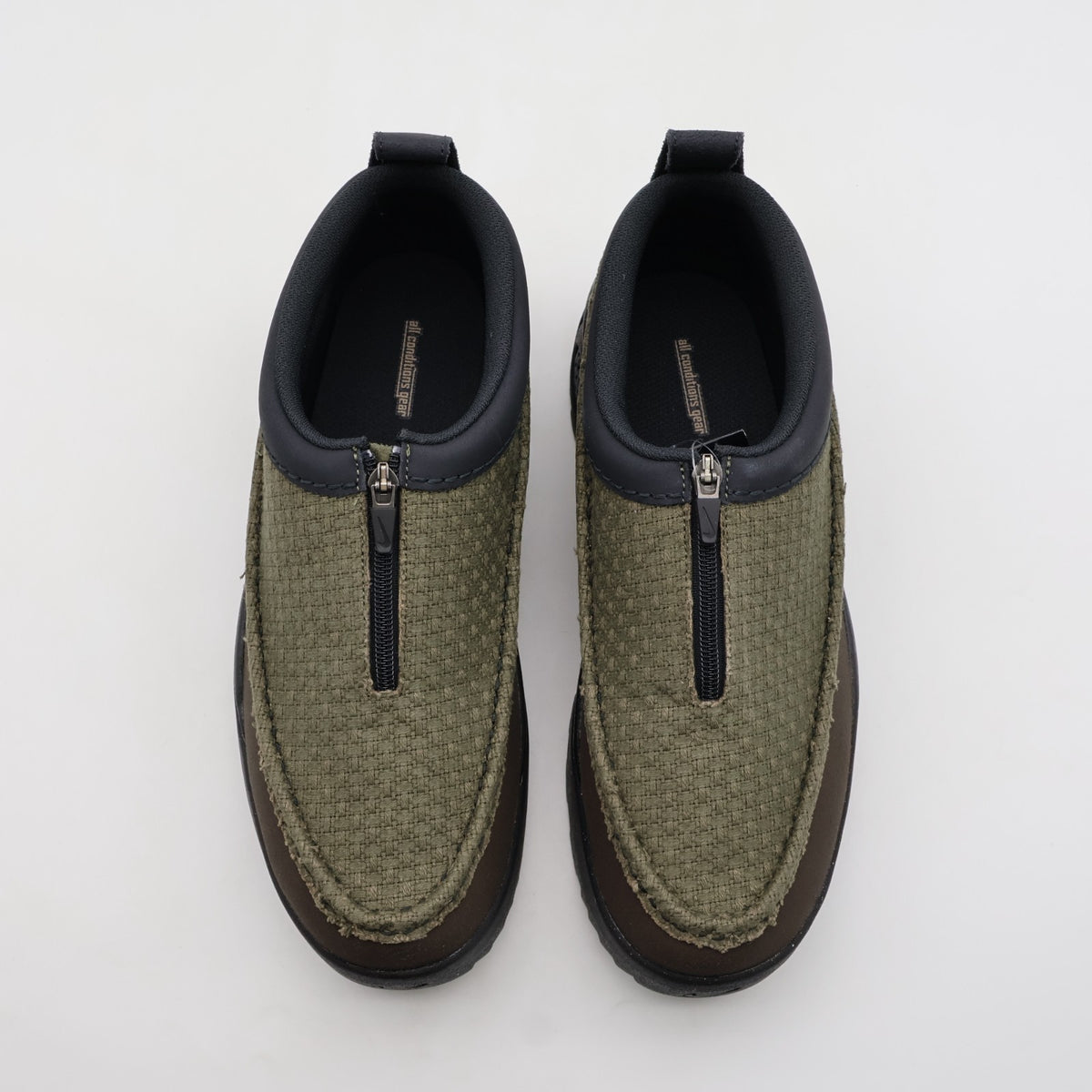 IO4547-001 Nike ACG IZY Medium Olive (Men's)