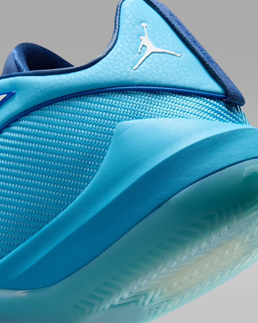 IB1154-400 Nike Jordan Triangle Baltic Blue/White (IO0424-400/IB1154-400)(Men's)
