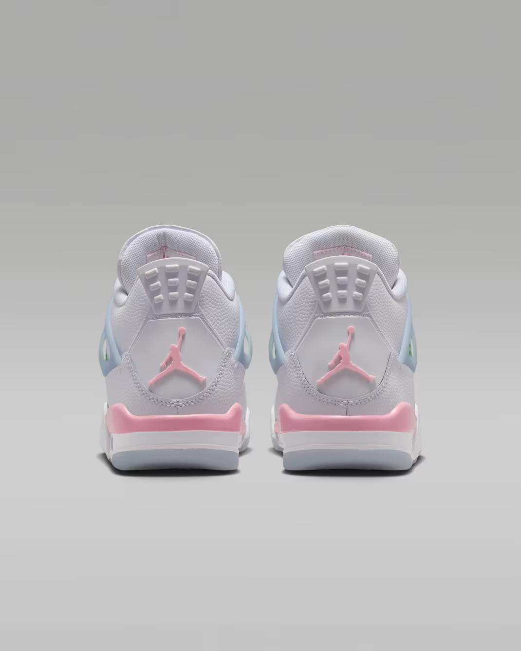 IB7068-100 Nike GS Air Jordan 4 Valentineâs Day (2026)