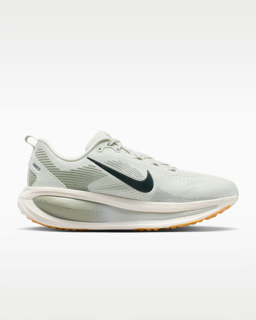 HM6803-020 Nike Vomero 18 "Spruce Aura/Jade Horizon"