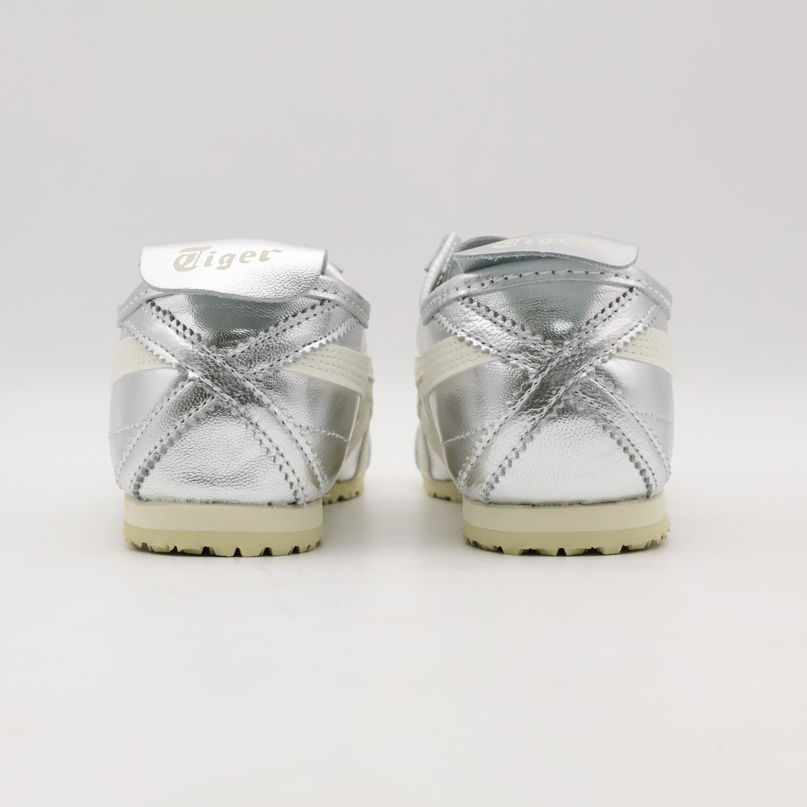 1183B566-021 Onitsuka Tiger Mexico 66 Silver Off White (Men's)