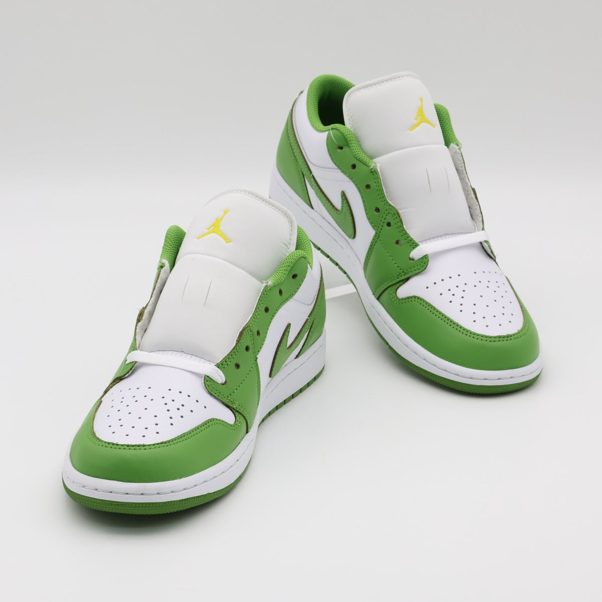 HF4823-100 Nike Air Jordan 1 Low SE Chlorophyll (Men's)