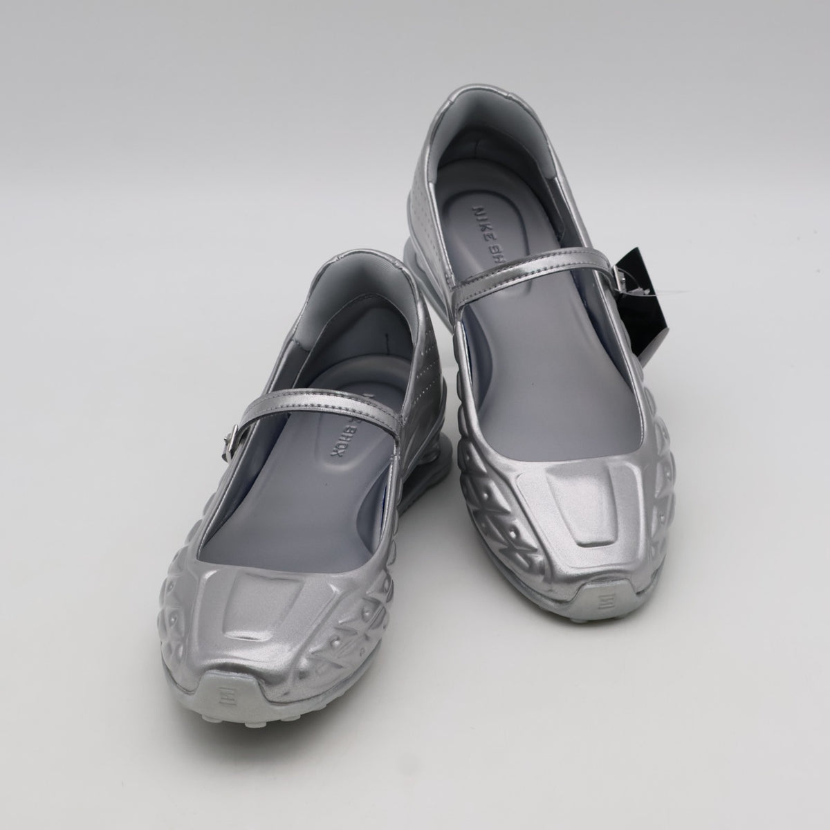 IR5510-002 Nike Shox Z Calistra Metallic Silver (Women's)