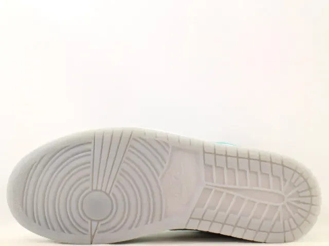 DN3705-301 Nike Air Jordan 1 Low SE "New Emerald" (Men's)