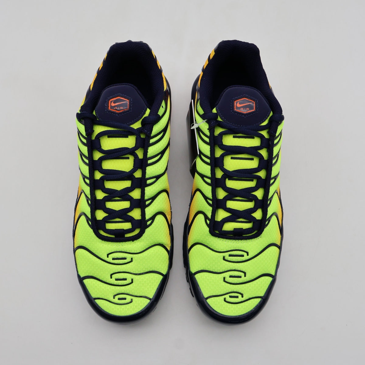 DM0032-701 Nike Air Max Plus Lemon Venom (Men's)