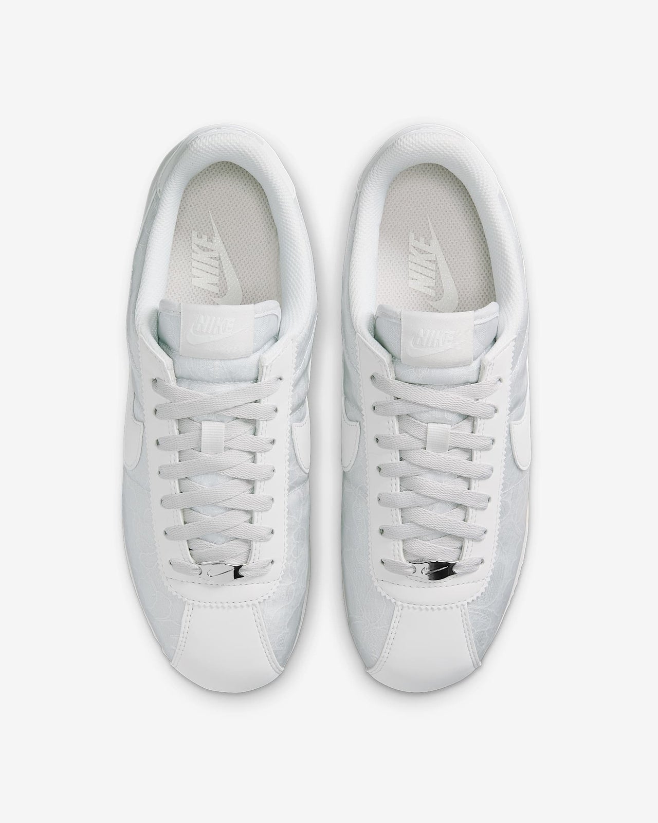 HM8286-001 Nike Cortez Platinum Tint Floral (Women's)