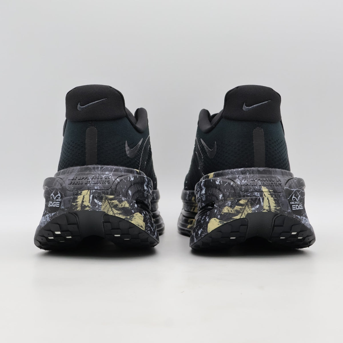 IO7325-001 Nike Vomero Premium Realtree (Men's)
