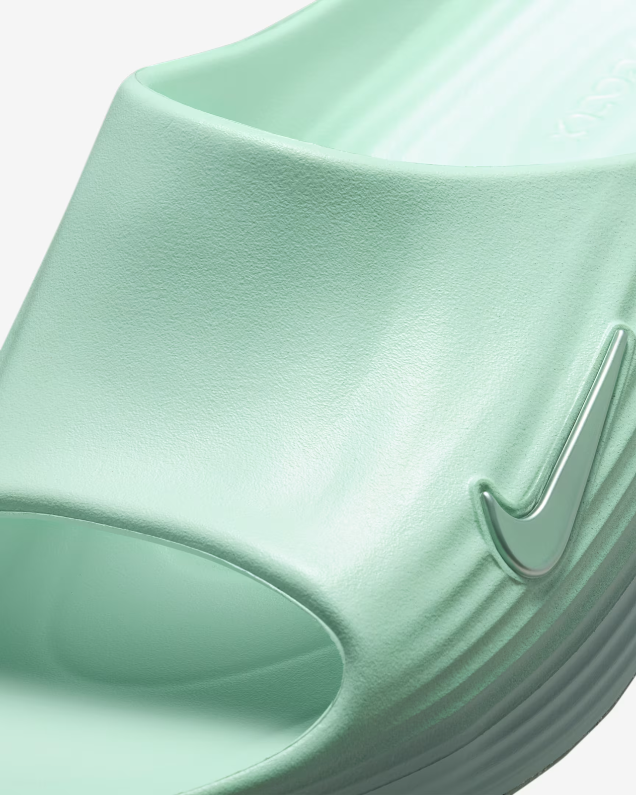 HV4484-300 Nike  ReactX Rejuven8 Mint Foam Cannon Mint Foam (Women's)