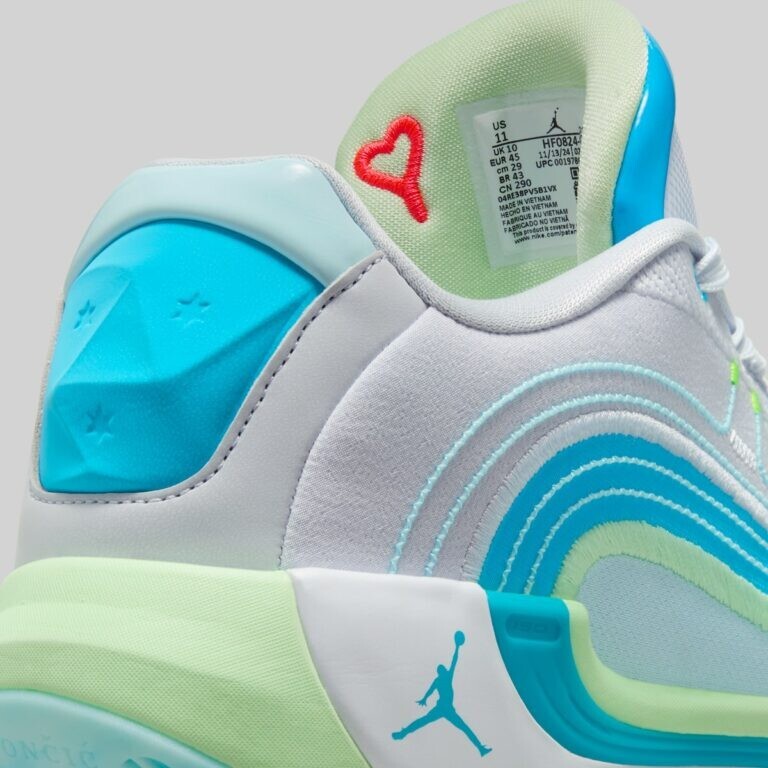 HF0824-002 Nike Jordan Luka 4 Navigator HF0823-002 (Men's)
