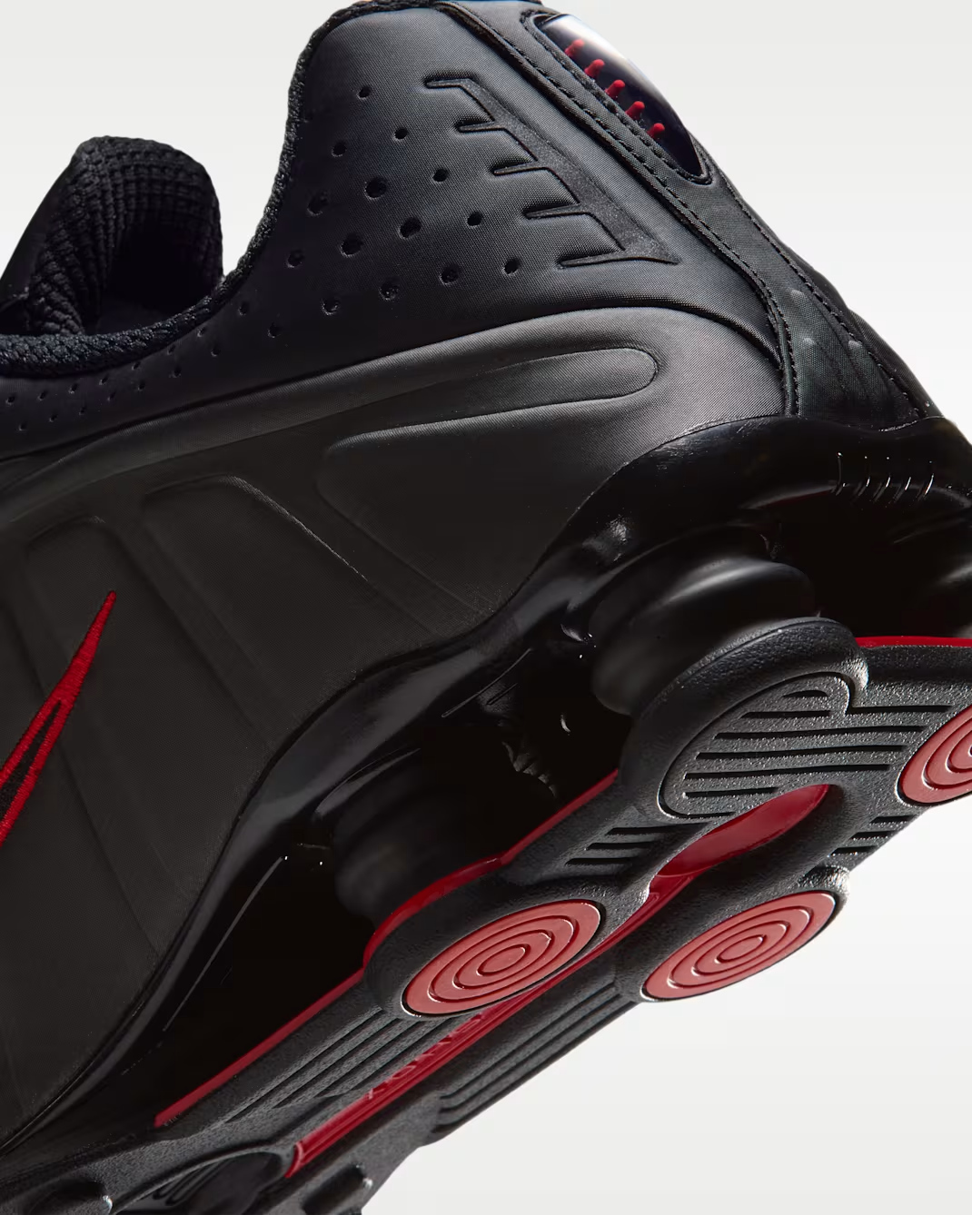 HQ1988-015 Nike Shox R4 "Black/Challenge Red" (Men's)