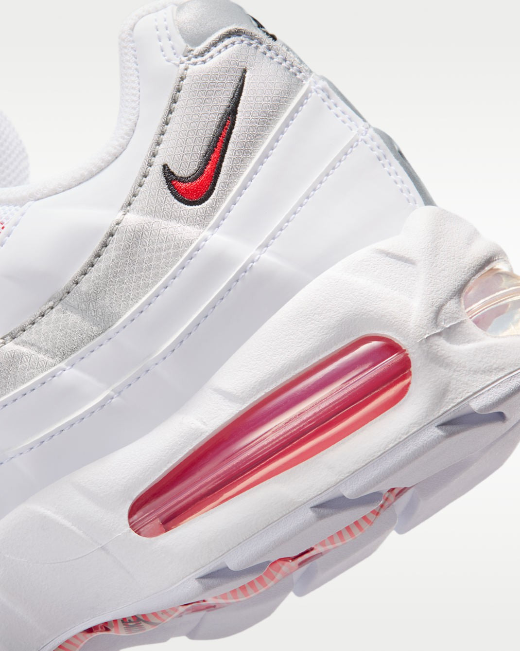 IQ0176-100 Nike Air Max 95 SE Big Bubble England (Men's)