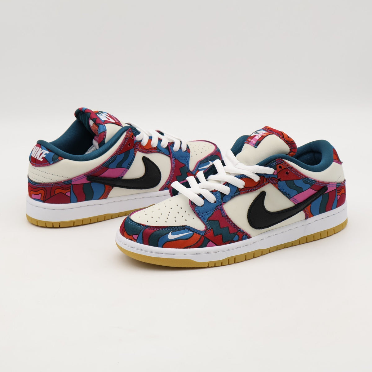 DH7695-600 Nike SB Dunk Low Pro Parra Abstract Art Fire Pink Gym Red Mocha Blue