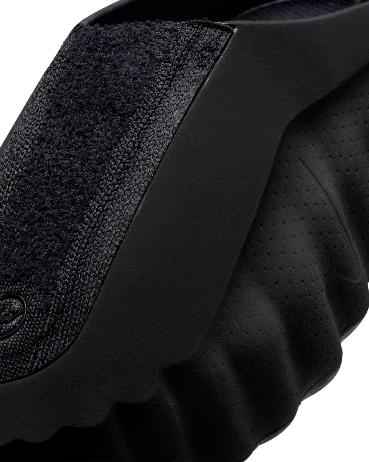IQ8502-001 fragment design Nike Mind 001 Mules Black (Men's)
